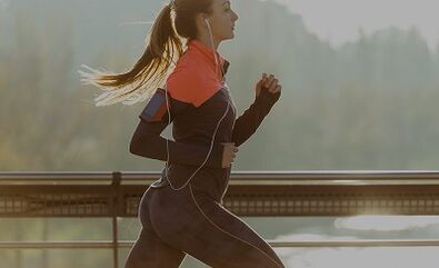 sarja harjoituksia painonpudotukseen koko kehossa